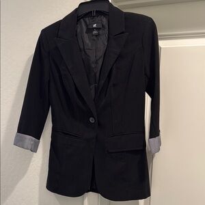 Iz Byer Black Tailored Blazer with Notched Lapels